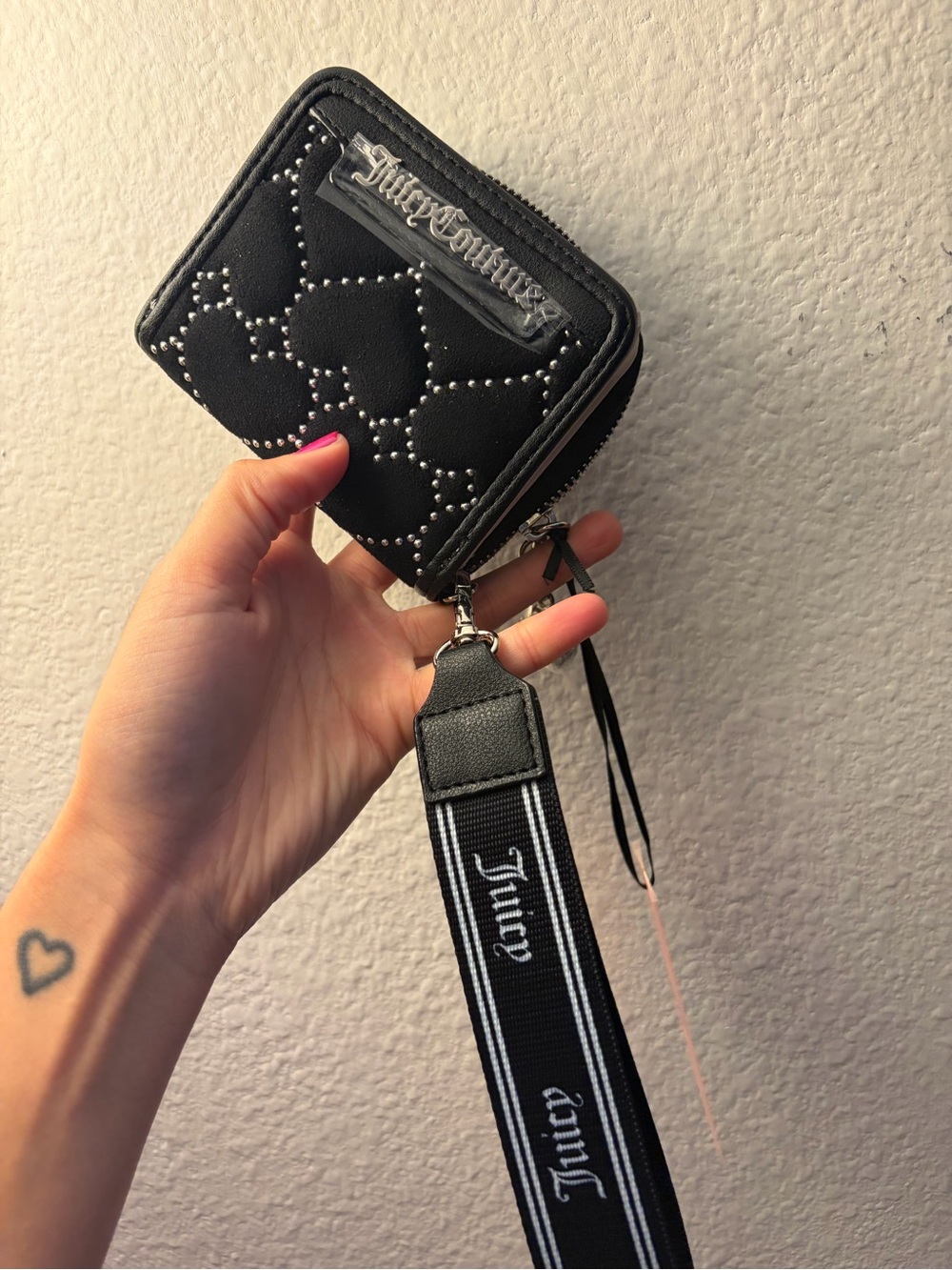 Juicy Couture Black Quilted Stud Heart Zip Wallet Wrist Strap